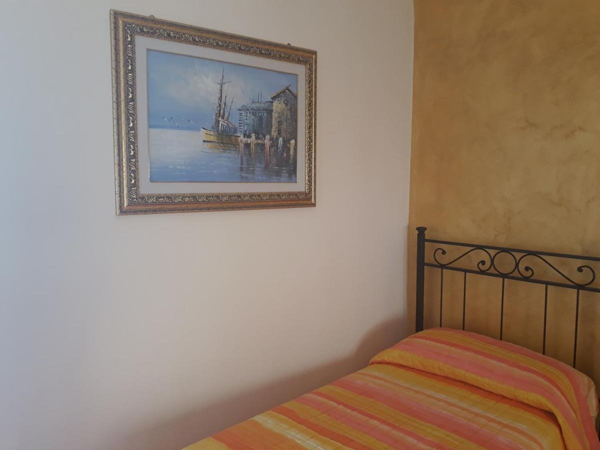 L'Antico Faro Bed and Breakfast Castelsardo Exteriör bild