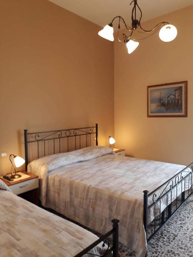 L'Antico Faro Bed and Breakfast Castelsardo Exteriör bild
