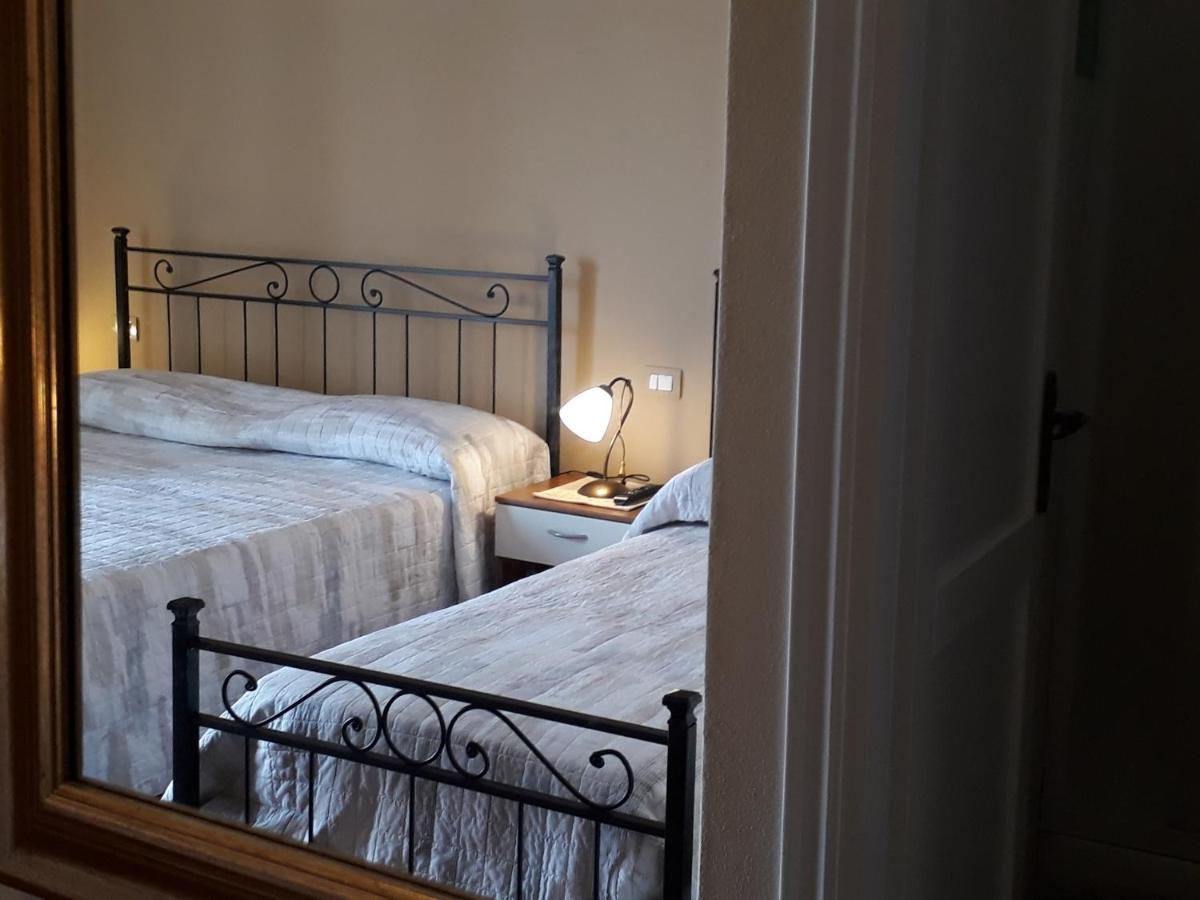 L'Antico Faro Bed and Breakfast Castelsardo Exteriör bild